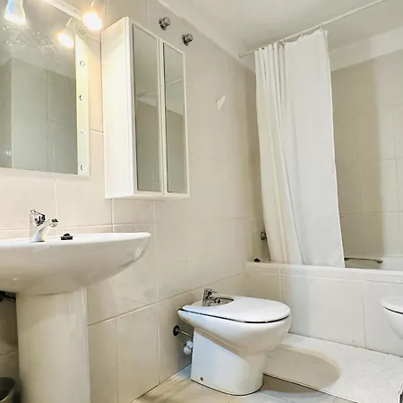 Apartamento 3390 Maritim B 1-a. A Primera Linea De Mar, En Corazon Mismo De A Tocar De La Playa - Es-258-147 Rosas